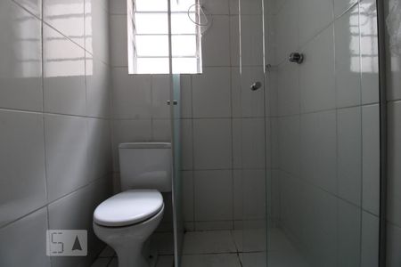 Casa para alugar com 180m², 3 quartos e 2 vagasBanheiro 1