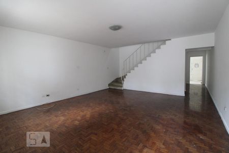 Sala 1 de casa para alugar com 3 quartos, 180m² em Campo Belo, São Paulo