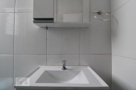Casa para alugar com 180m², 3 quartos e 2 vagasPia do banheiro 2