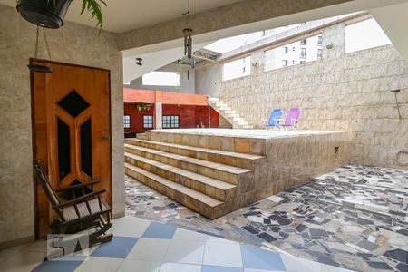 Casa à venda com 500m², 2 quartos e 1 vaga Casa à venda com 500m², 2 quartos e 1 vagaÁrea Externa