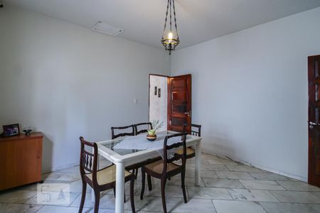 Casa à venda com 500m², 2 quartos e 1 vaga Casa à venda com 500m², 2 quartos e 1 vagaSala de Jantar