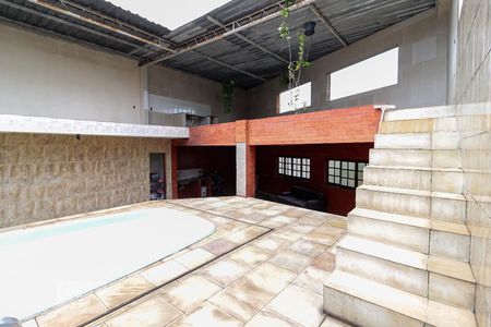 Casa à venda com 500m², 2 quartos e 1 vaga Casa à venda com 500m², 2 quartos e 1 vagaÁrea Externa