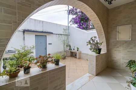 Casa à venda com 500m², 2 quartos e 1 vaga Casa à venda com 500m², 2 quartos e 1 vagaEntrada