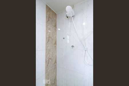 Casa à venda com 500m², 2 quartos e 1 vaga Casa à venda com 500m², 2 quartos e 1 vagaDetalhe Banheiro da Suíte 2