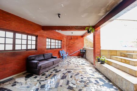 Casa à venda com 500m², 2 quartos e 1 vaga Casa à venda com 500m², 2 quartos e 1 vagaÁrea Externa