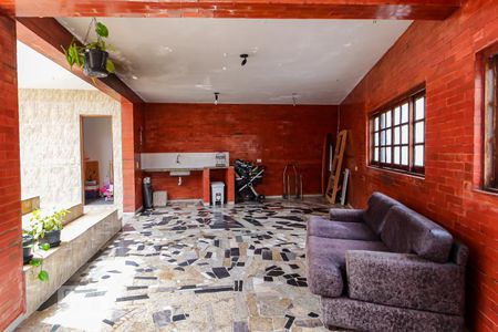 Casa à venda com 500m², 2 quartos e 1 vaga Casa à venda com 500m², 2 quartos e 1 vagaÁrea Externa