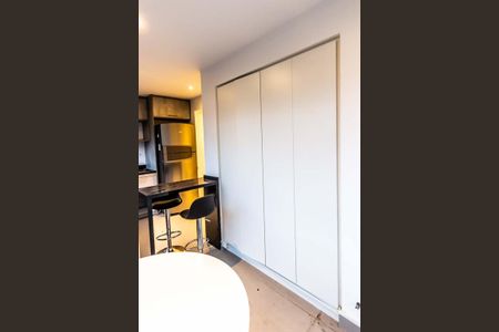 Studio para alugar com 55m², 1 quarto e 1 vaga Studio para alugar com 55m², 1 quarto e 1 vagaCozinha