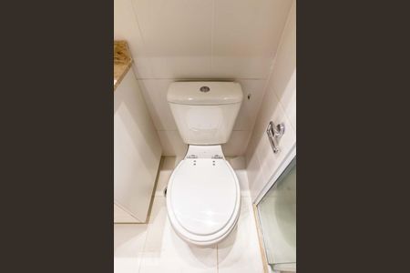 Banheiro de kitnet/studio para alugar com 1 quarto, 55m² em Campos Elíseos, São Paulo