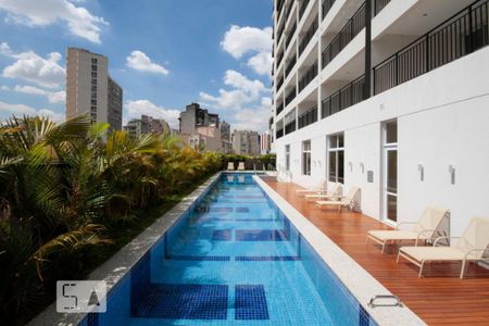 Studio para alugar com 55m², 1 quarto e 1 vaga Studio para alugar com 55m², 1 quarto e 1 vagaÁrea Comum - Piscina