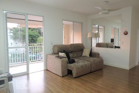 Sala de apartamento à venda com 3 quartos, 90m² em Loteamento Center Santa Genebra, Campinas