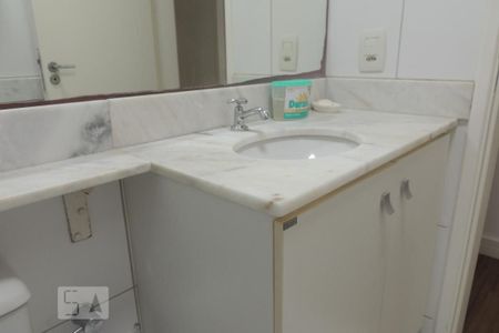 Apartamento à venda com 90m², 3 quartos e 2 vagasBanheiro