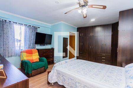 Casa à venda com 223m², 3 quartos e 4 vagasSuite 2