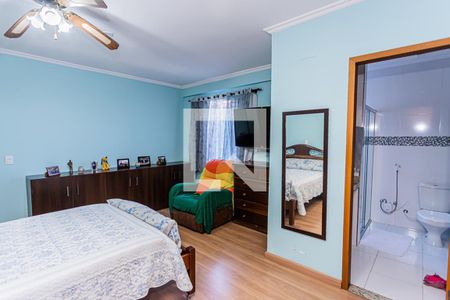 Casa à venda com 223m², 3 quartos e 4 vagasSuite 2