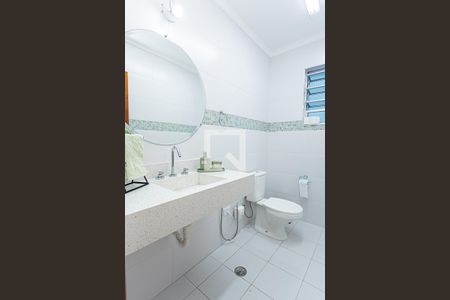 Lavabo de casa à venda com 3 quartos, 223m² em Vila Roque, São Paulo