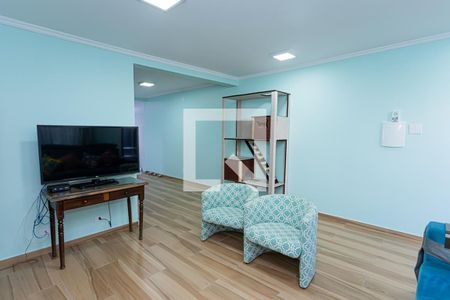 Sala de casa à venda com 3 quartos, 223m² em Vila Roque, São Paulo