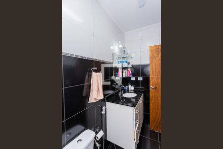 Casa à venda com 223m², 3 quartos e 4 vagasBanheiro suite 1