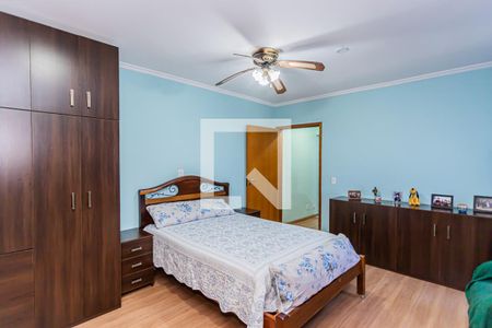 Casa à venda com 223m², 3 quartos e 4 vagasSuite 2