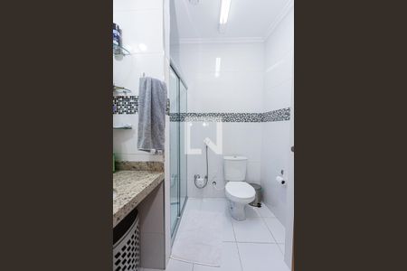 Casa à venda com 223m², 3 quartos e 4 vagasBanheiro suite 2