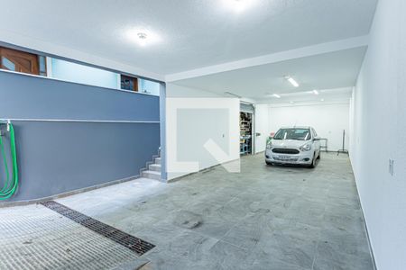 Casa à venda com 223m², 3 quartos e 4 vagasGaragem
