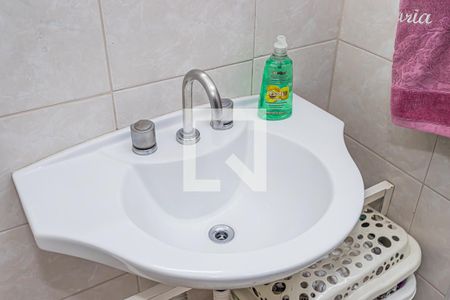 Casa à venda com 223m², 3 quartos e 4 vagasBanheiro Suite 3