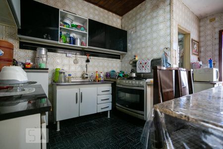 Casa para alugar com 200m², 2 quartos e 3 vagas Casa para alugar com 200m², 2 quartos e 3 vagasCozinha