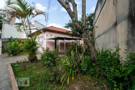 Casa para alugar com 200m², 2 quartos e 3 vagas Casa para alugar com 200m², 2 quartos e 3 vagasJardim/Garagem