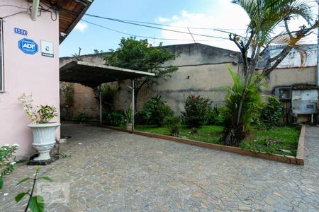 Casa para alugar com 200m², 2 quartos e 3 vagas Casa para alugar com 200m², 2 quartos e 3 vagasJardim/Garagem