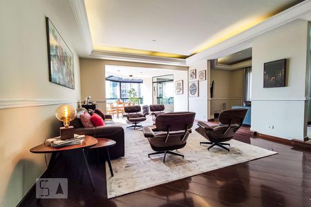 Sala de apartamento para alugar com 3 quartos, 232m² em Vila Suzana, São Paulo