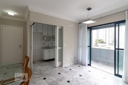Sala de apartamento para alugar com 1 quarto, 48m² em Indianópolis, São Paulo
