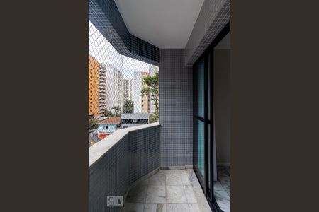 Varanda da Sala de apartamento para alugar com 1 quarto, 48m² em Indianópolis, São Paulo