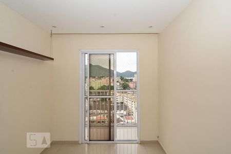 Sala de apartamento para alugar com 2 quartos, 48m² em Todos Os Santos, Rio de Janeiro