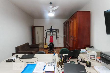 Casa à venda com 304m², 3 quartos e 3 vagasQuarto 03
