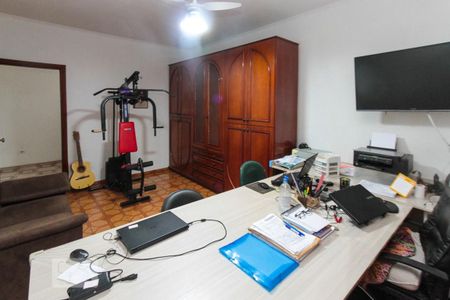 Casa à venda com 304m², 3 quartos e 3 vagasQuarto 03