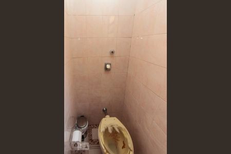 Casa à venda com 304m², 3 quartos e 3 vagasLavabo