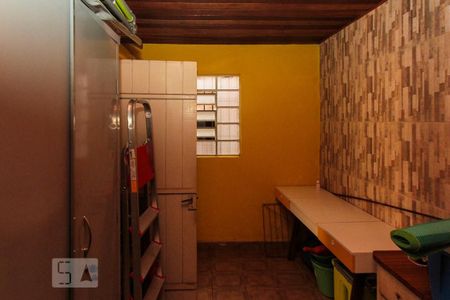 Casa à venda com 304m², 3 quartos e 3 vagasQuarto de Serviço