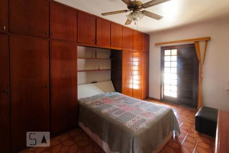 Casa à venda com 304m², 3 quartos e 3 vagasSuite