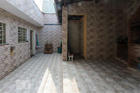 Casa à venda com 304m², 3 quartos e 3 vagasQuintal