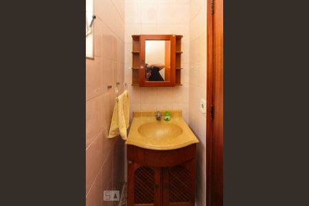 Casa à venda com 304m², 3 quartos e 3 vagasLavabo