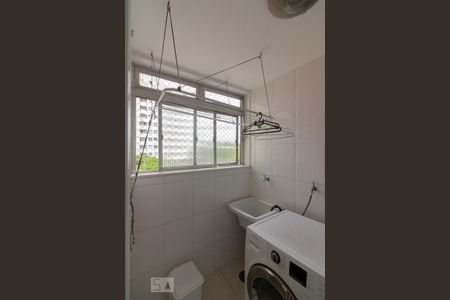 Apartamento à venda com 78m², 2 quartos e 1 vagaÁrea de Serviço