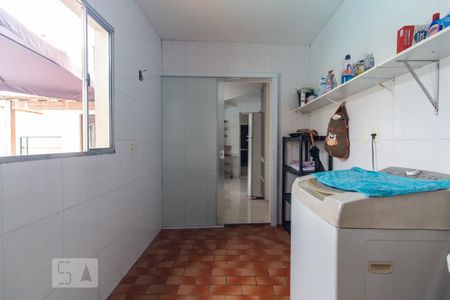 Casa à venda com 247m², 3 quartos e 5 vagasÁrea de serviço