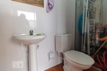 Casa à venda com 247m², 3 quartos e 5 vagasBanheiro de serviço