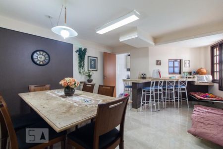 Casa à venda com 247m², 3 quartos e 5 vagasSala de jantar