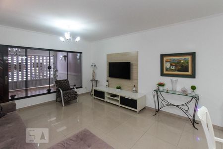 Sala de casa à venda com 3 quartos, 250m² em Jardim Independência, São Paulo