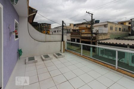 Casa à venda com 250m², 3 quartos e 2 vagas Casa à venda com 250m², 3 quartos e 2 vagasÁrea de Serviço