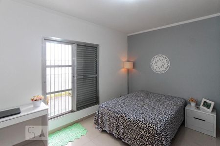 Casa à venda com 250m², 3 quartos e 2 vagas Casa à venda com 250m², 3 quartos e 2 vagasQuarto 03