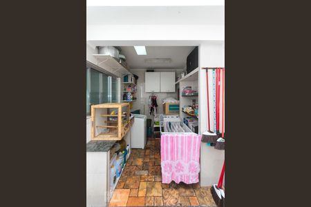 Casa à venda com 250m², 3 quartos e 2 vagas Casa à venda com 250m², 3 quartos e 2 vagasÁrea de Serviço