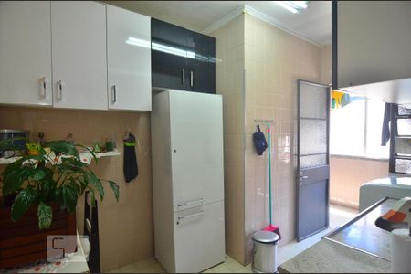 Apartamento à venda com 75m², 2 quartos e 1 vagaCozinha