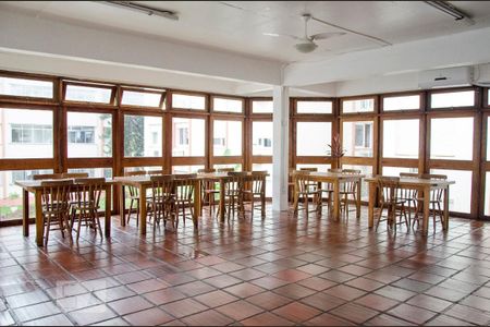 Apartamento à venda com 75m², 2 quartos e 1 vaga Apartamento à venda com 75m², 2 quartos e 1 vagaSalão de festas