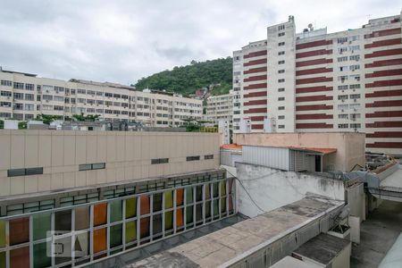 Vista da Rua de kitnet/studio à venda com 1 quarto, 58m² em Copacabana, Rio de Janeiro