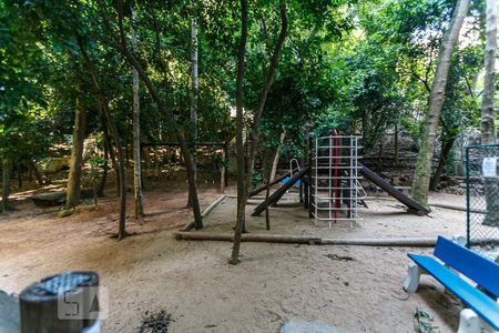 Apartamento para alugar com 78m², 2 quartos e 1 vagaÁrea Comum - Playground